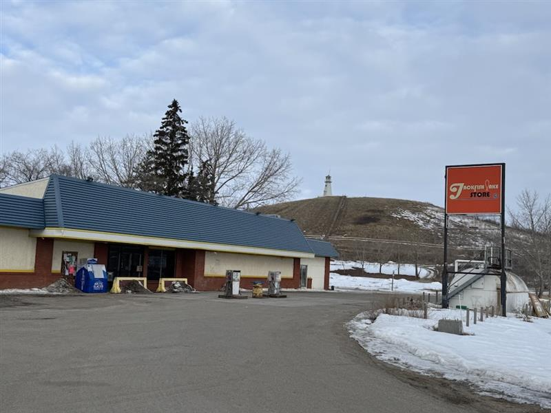 Read more about the article Jackfish Lake